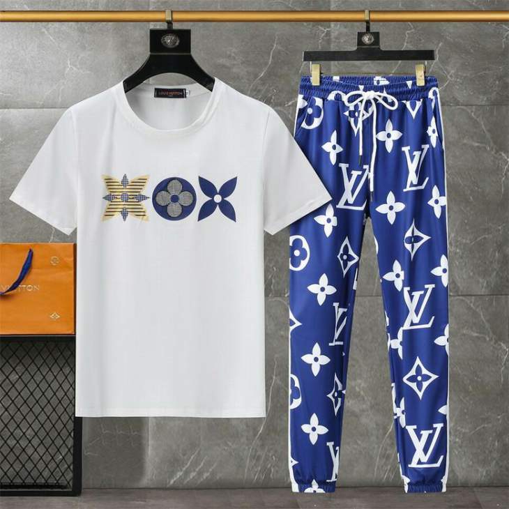 Picture of LV Shirt Pant Suits _SKULVM-2XL12yn16322689